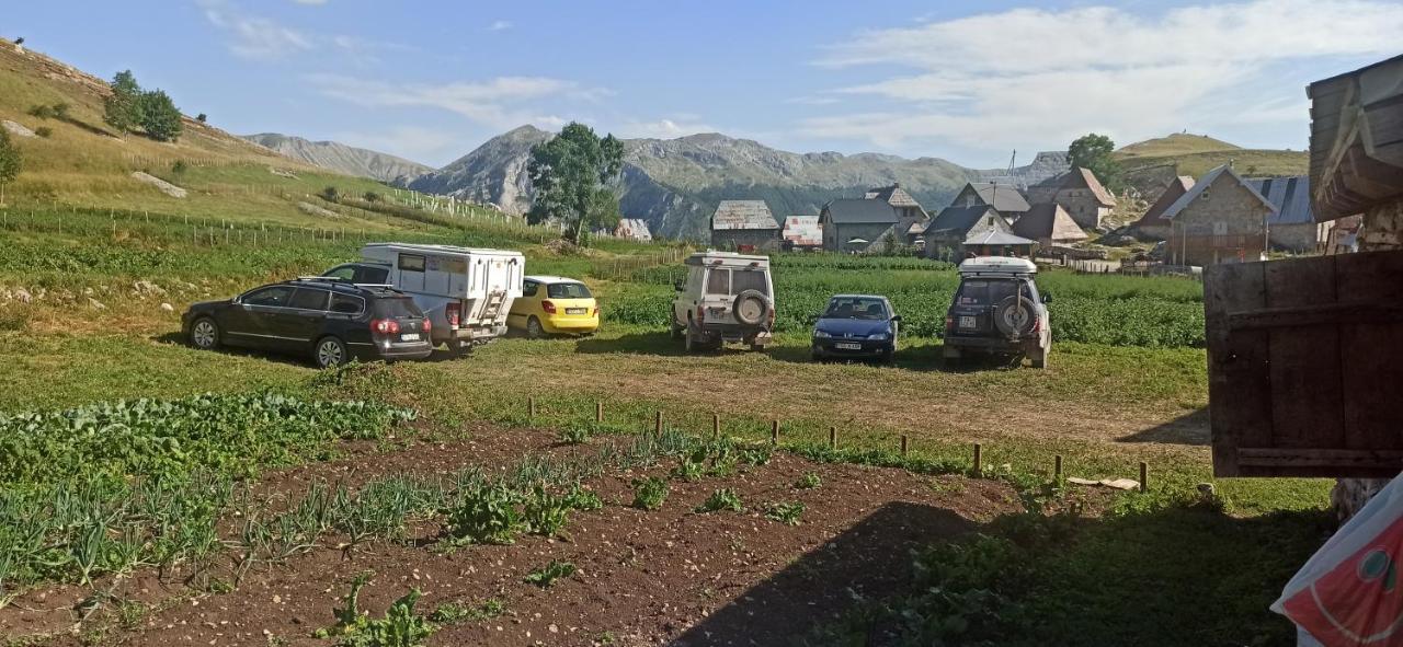Na Krovu Svijeta Gornji Lukomir エクステリア 写真