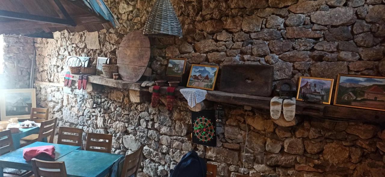 Na Krovu Svijeta Gornji Lukomir エクステリア 写真